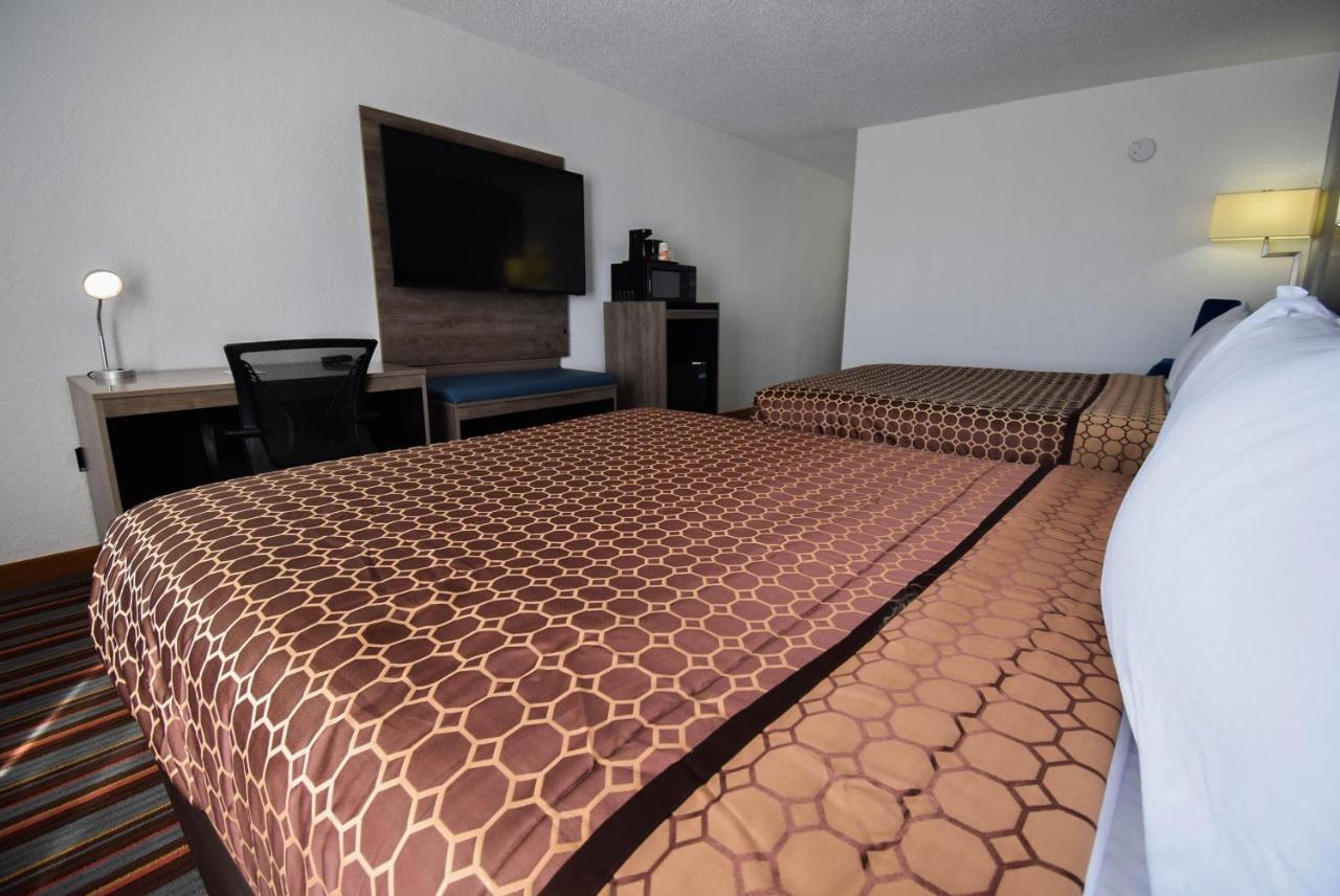 Quality Inn & Suites Sulphur Springs Exterior foto