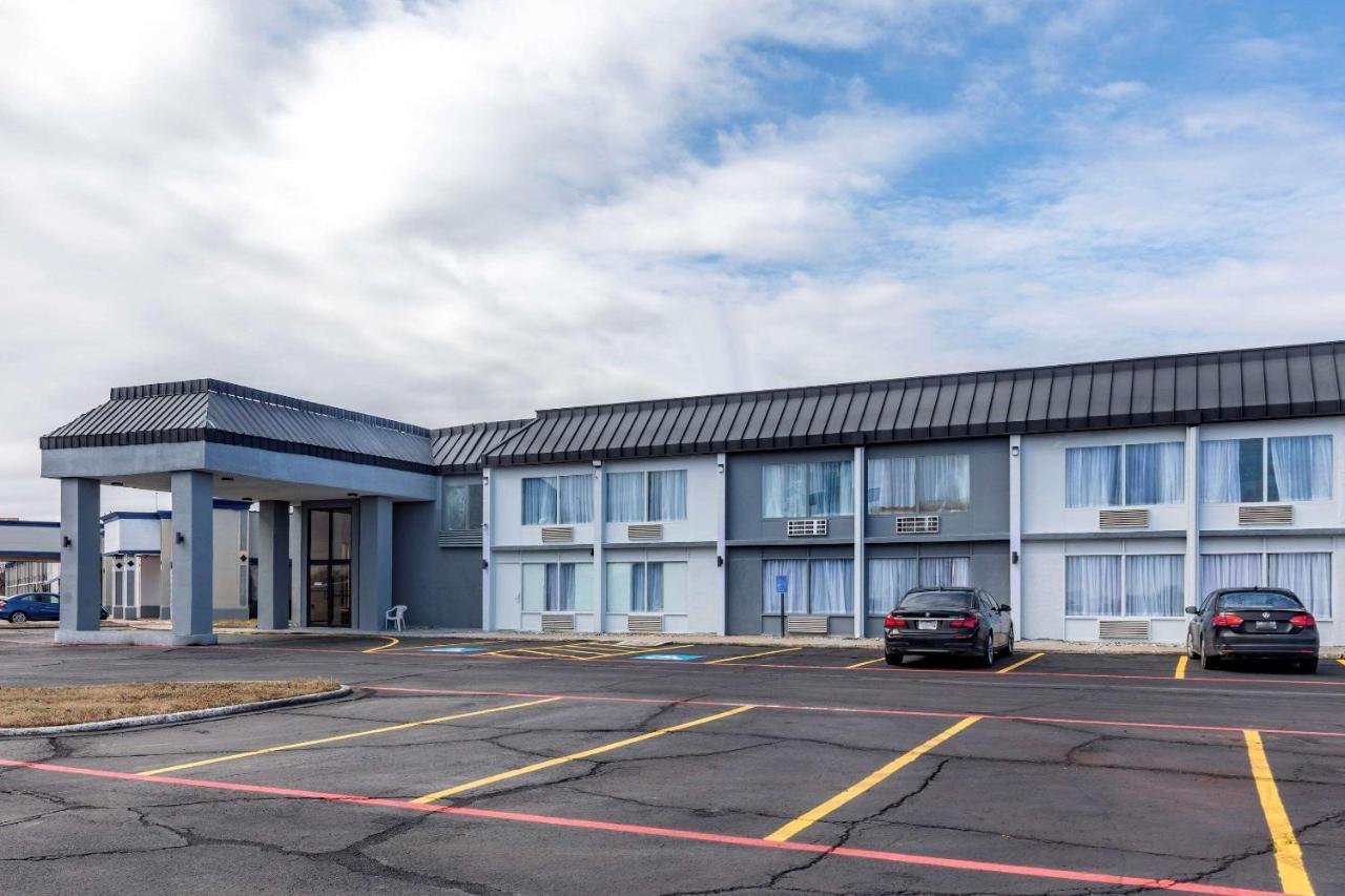 Quality Inn & Suites Sulphur Springs Exterior foto