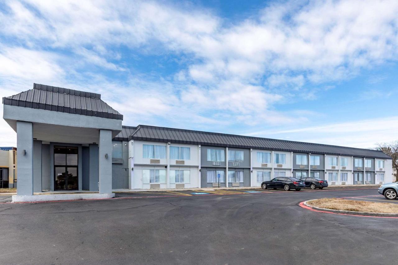 Quality Inn & Suites Sulphur Springs Exterior foto