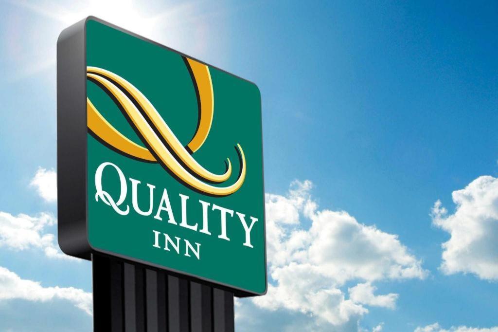 Quality Inn & Suites Sulphur Springs Exterior foto